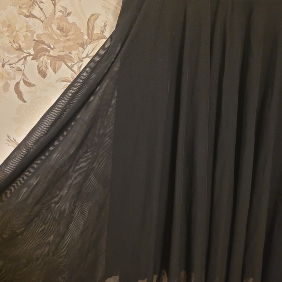 H&M black lace top dress - Picture 3 of 6